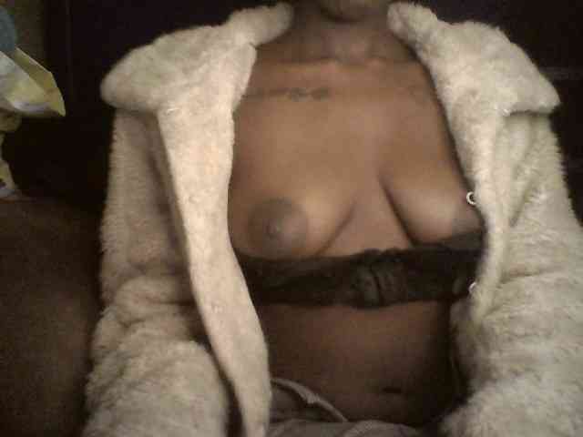 TipQueen webcam