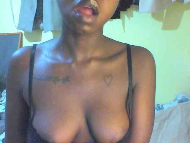 TipQueen webcam
