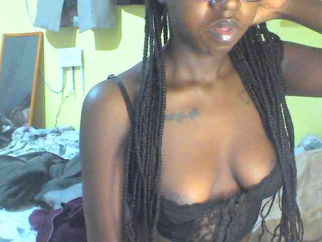 TipQueen webcam
