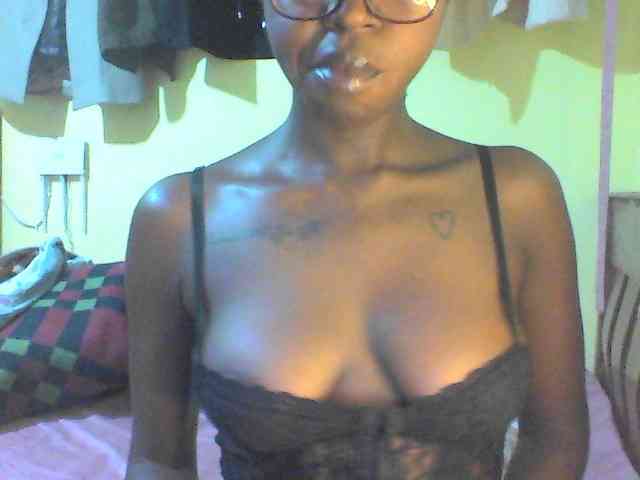 TipQueen webcam