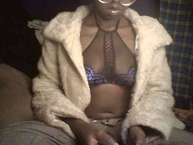 TipQueen webcam