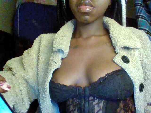 TipQueen webcam