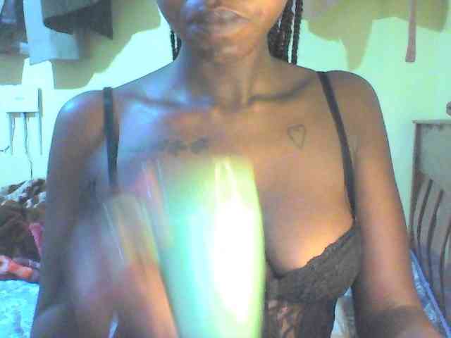 TipQueen webcam
