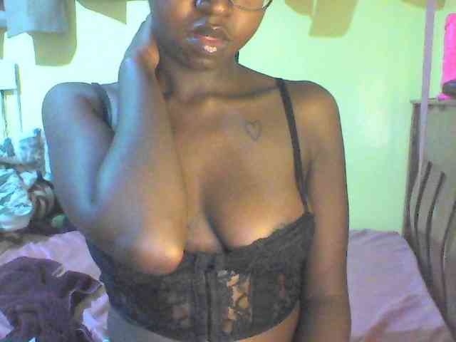 TipQueen webcam