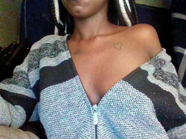 TipQueen webcam