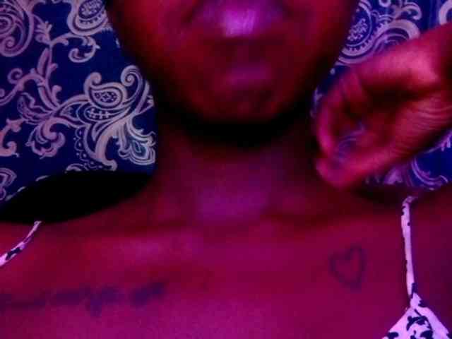 Ebonymuse webcam