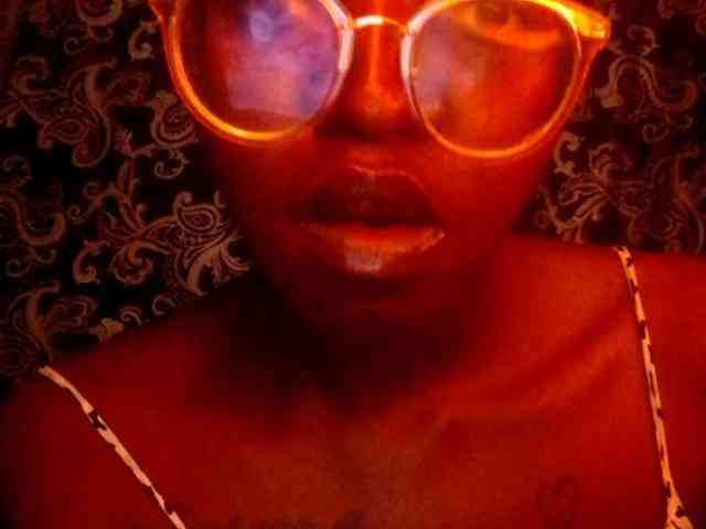 Ebonymuse webcam