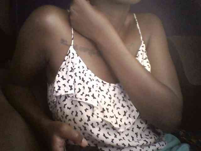 Ebonymuse webcam