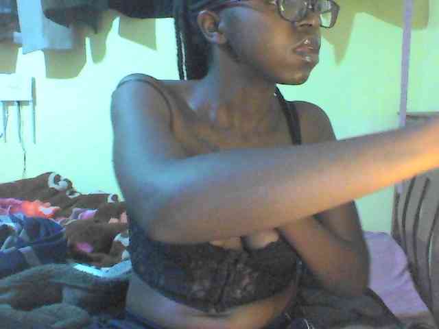 TipQueen webcam