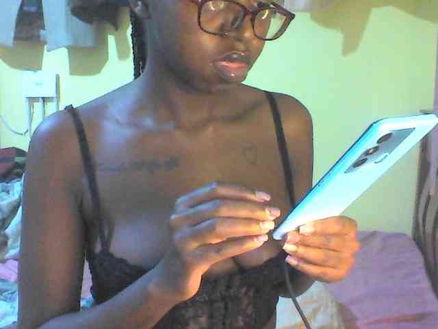 TipQueen webcam