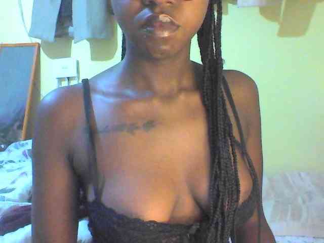 TipQueen webcam