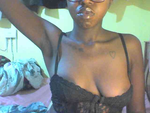 TipQueen webcam