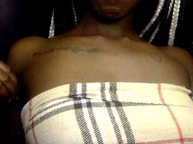 TipQueen webcam