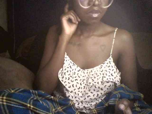 Ebonymuse webcam