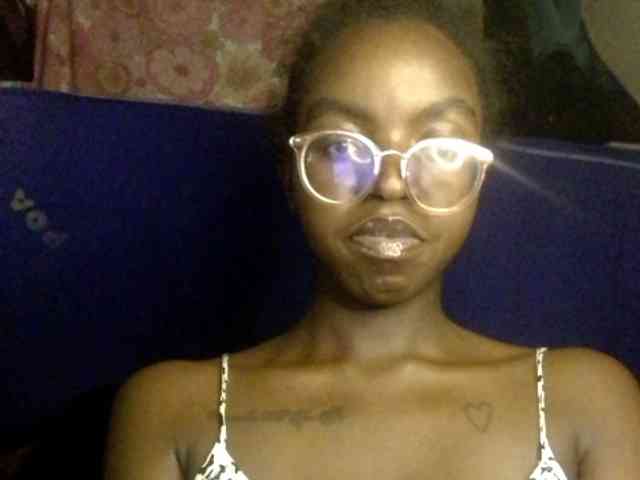 Ebonymuse webcam