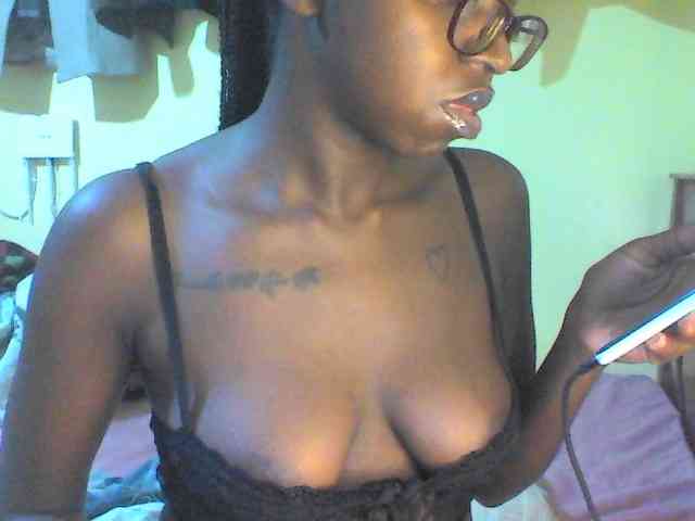 TipQueen webcam