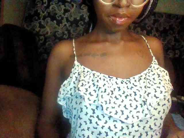 TipQueen webcam
