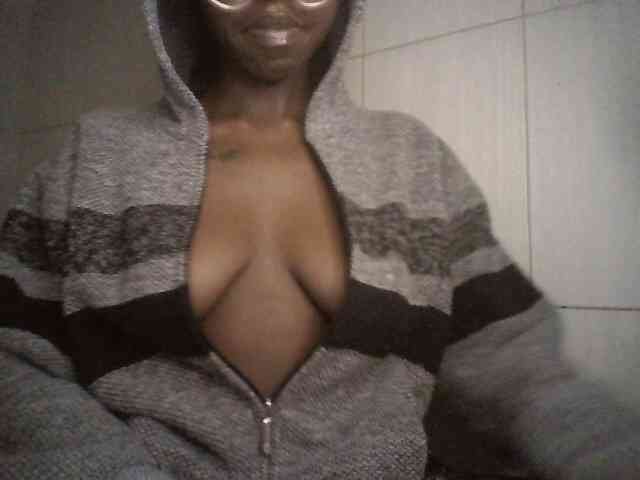Ebonymuse webcam