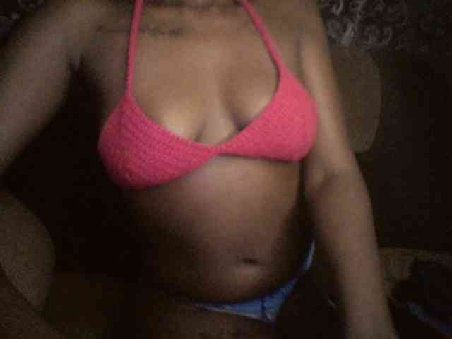 Ebonymuse webcam