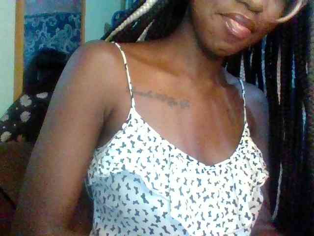 TipQueen webcam