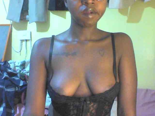 TipQueen webcam
