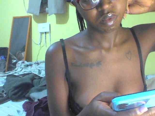 TipQueen webcam