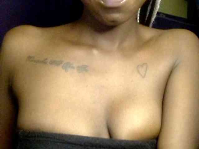 TipQueen webcam