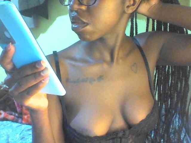 TipQueen webcam
