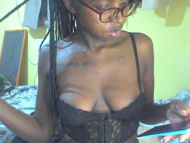 TipQueen webcam