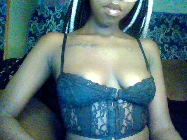 TipQueen webcam