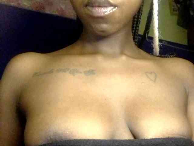 TipQueen webcam