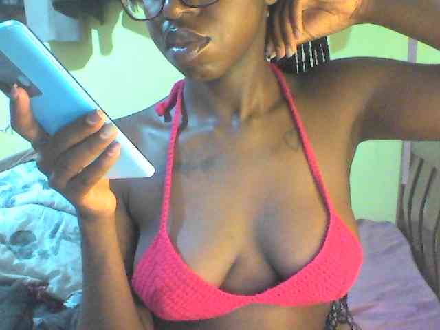 TipQueen webcam