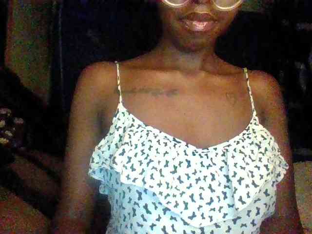 TipQueen webcam