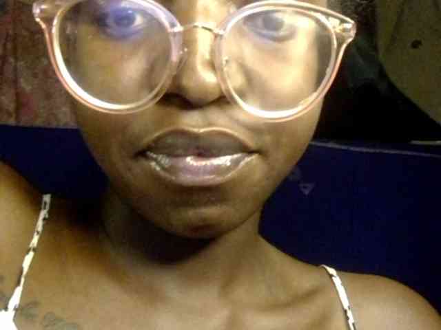 Ebonymuse webcam