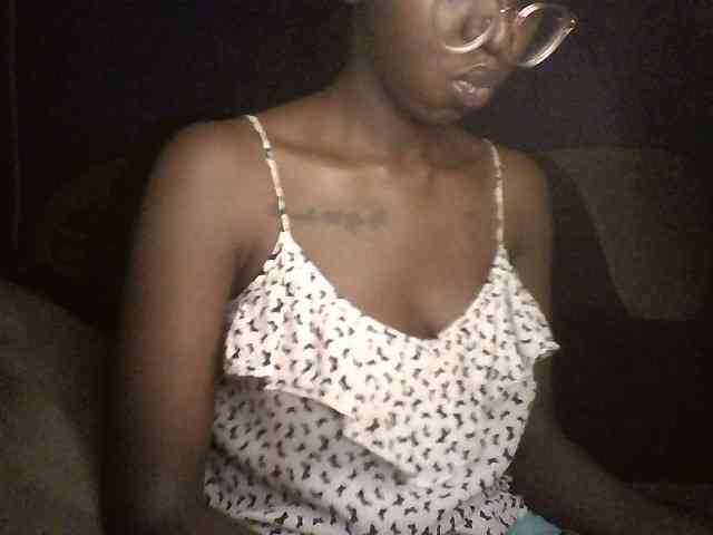 Ebonymuse webcam