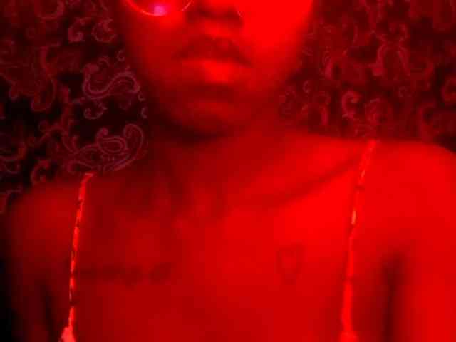 Ebonymuse webcam
