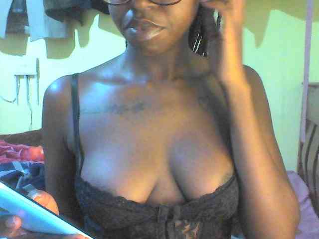 TipQueen webcam