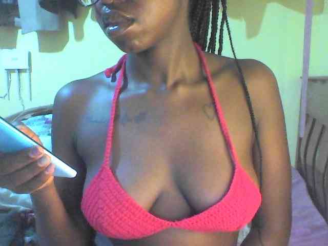 TipQueen webcam