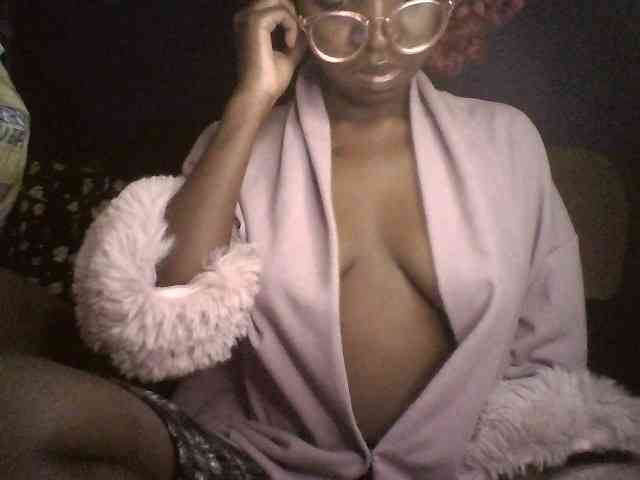 Ebonymuse webcam