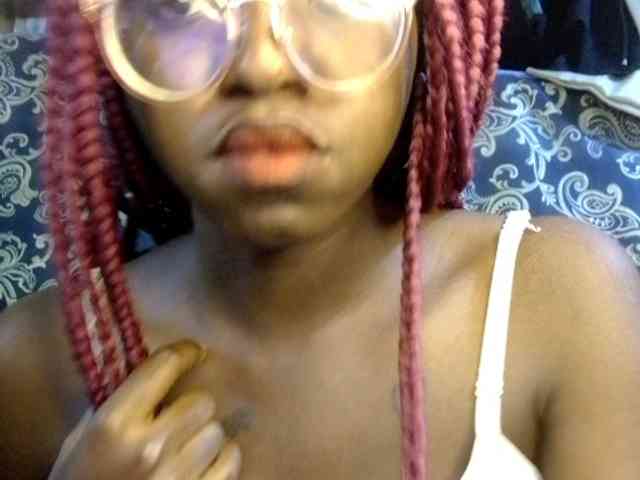 Ebonymuse webcam