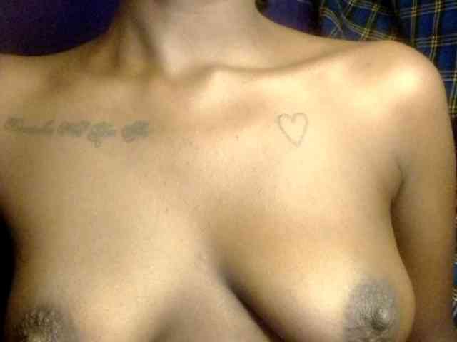 TipQueen webcam