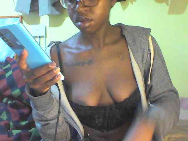 TipQueen webcam