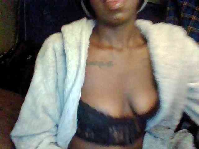 TipQueen webcam