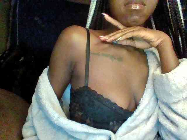 TipQueen webcam