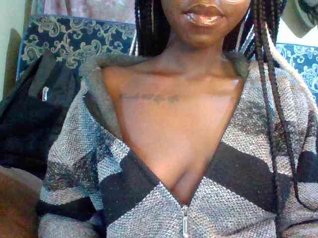 TipQueen webcam