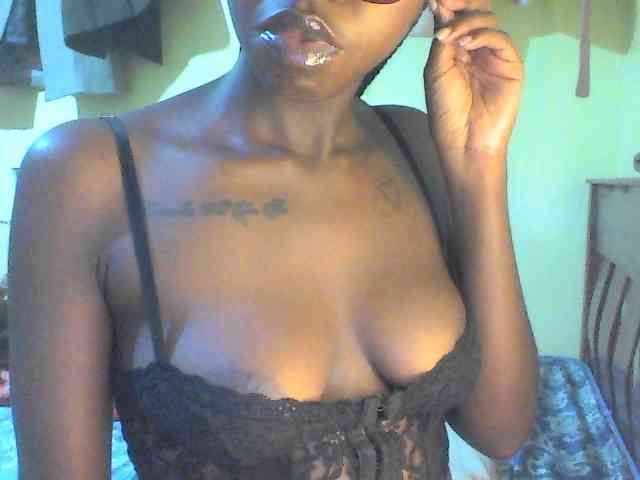 TipQueen webcam