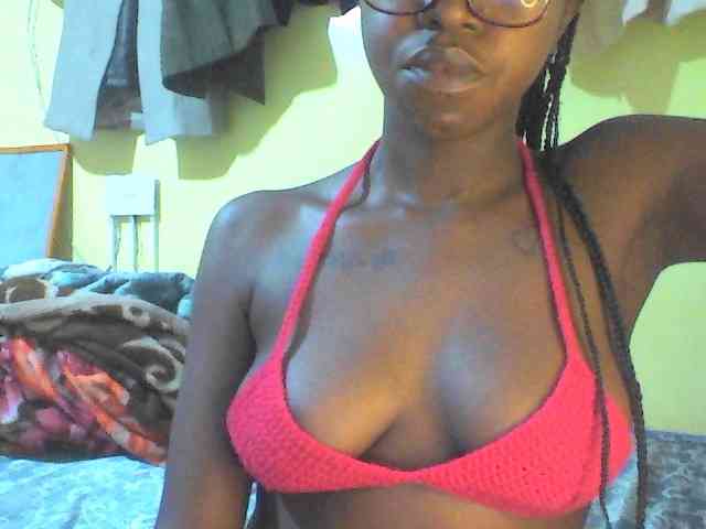 TipQueen webcam