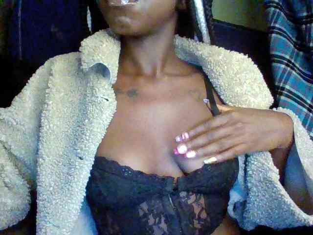 TipQueen webcam