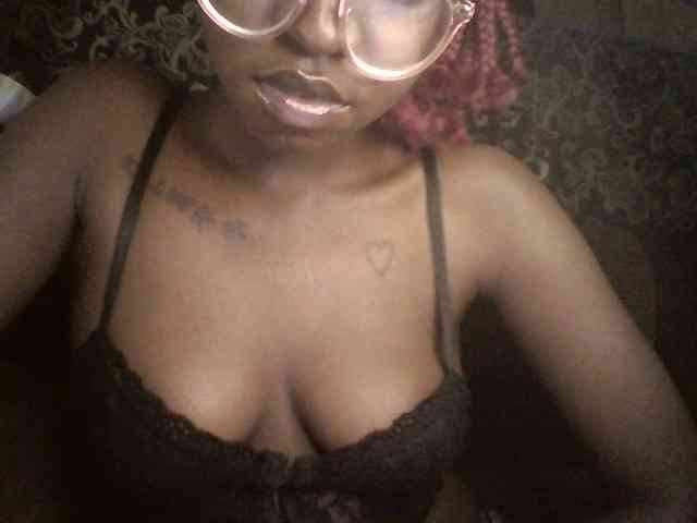 Ebonymuse webcam