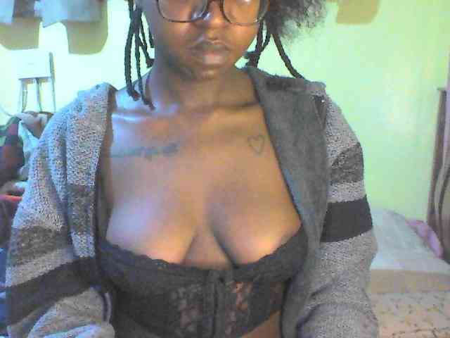 TipQueen webcam